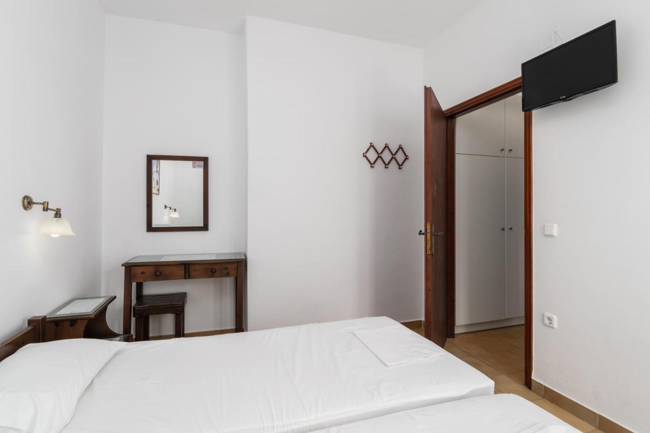 Tilemachos Rooms & Studios Adamantas  Ngoại thất bức ảnh